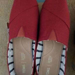 Toms black cherry